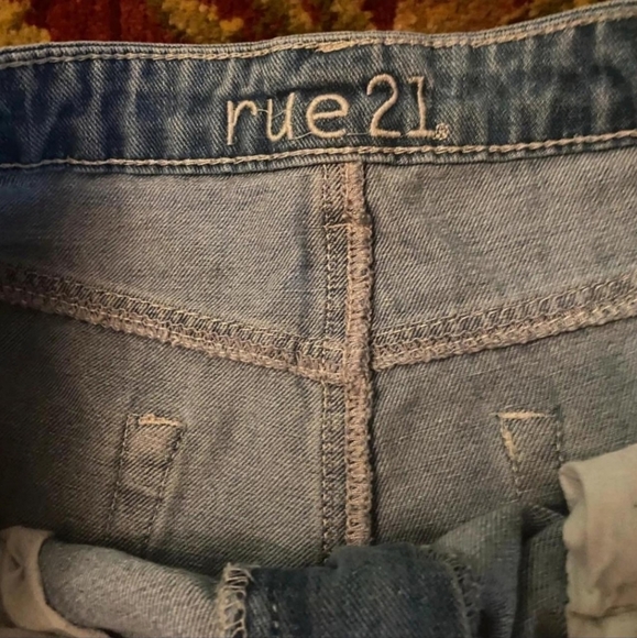 Bundle 3 for $25 / Rue 21 shorts - Picture 3 of 4